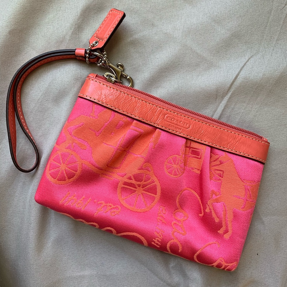 Brand New- Coach wristlet. Accepting offers!